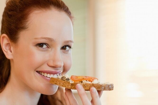 A sandwich girl
